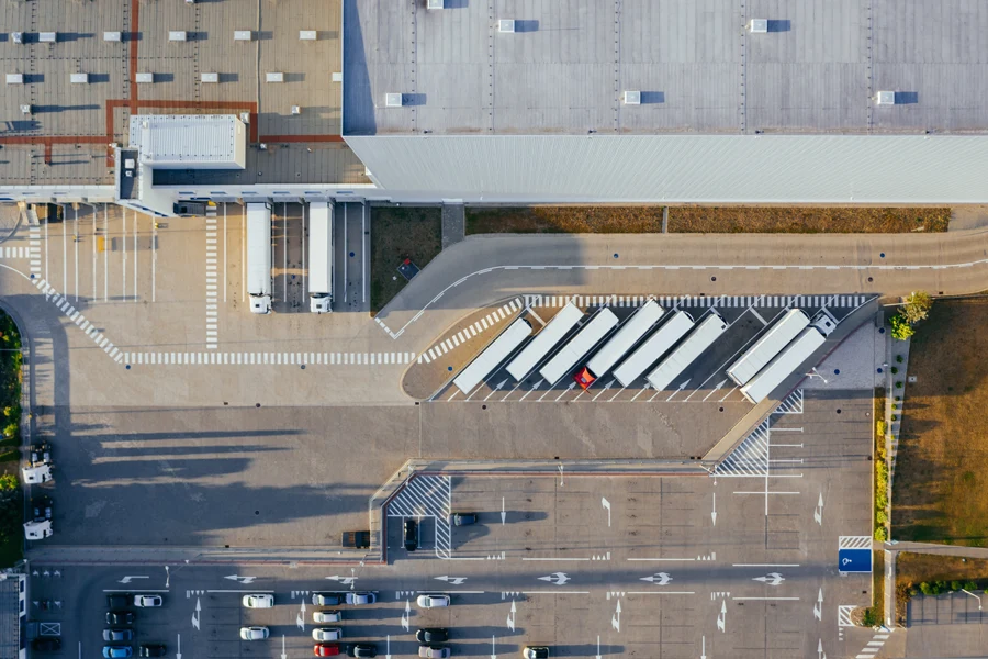 Logistics services by Selectro
